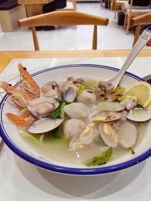 海鲜米粉汤怎么做好吃？-图2